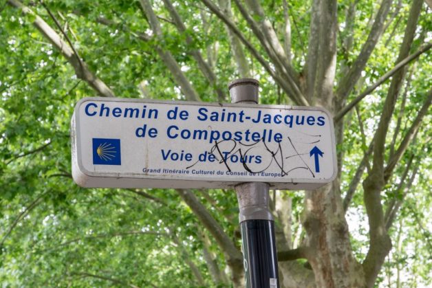 Mein täglicher Weg. Ich laufe ihn nur nie ganz bis Santiago de Compostella durch, sondern stoppe meistens schon irgendwo im Stadtzentrum von Bordeaux.